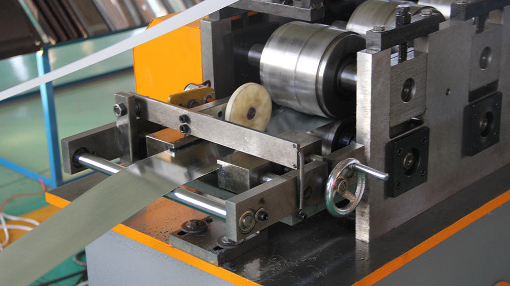 Winko precision metal stamping production line — high-consistency stamping technology for premium metal giftware manufacturing in Guangzhou