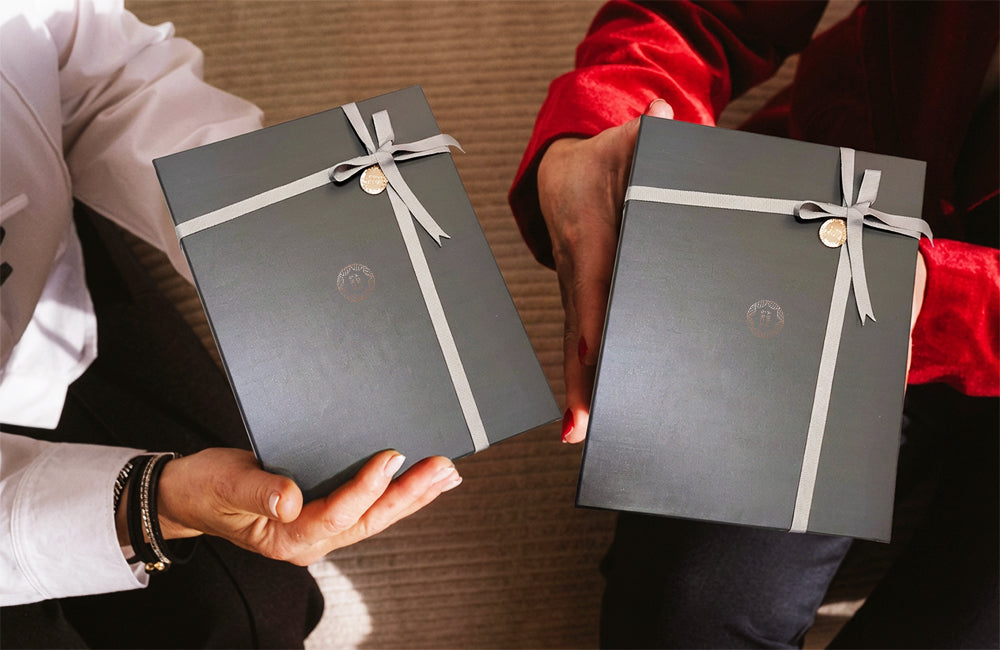 How to Select Memorable Corporate Gifts for Your Team & Clients