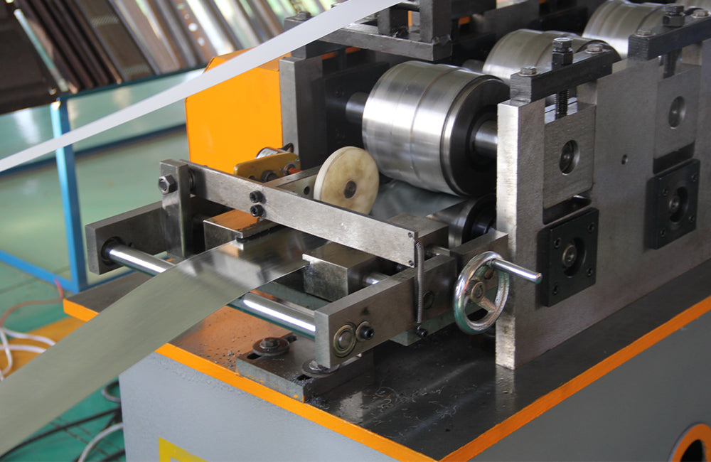 Winko precision metal stamping production line — high-consistency stamping technology for premium metal giftware manufacturing in Guangzhou